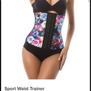 Waist trainers🔥🔥🔥